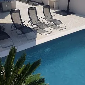  Villa Maris
